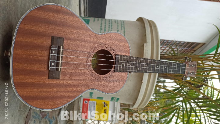 Deviser Ukulele 26
